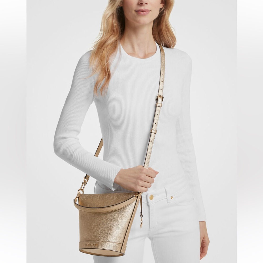 Michael Kors Townsend Small Bucket Crossbody Bag Light Gold Metallic NWT